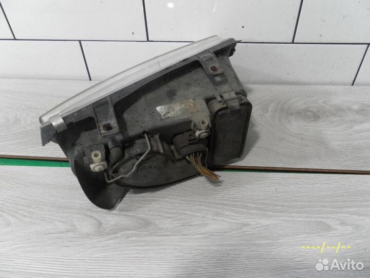 Фара левая Фольксваген бора фара