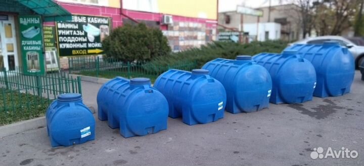 Емкость пластиковая 3000