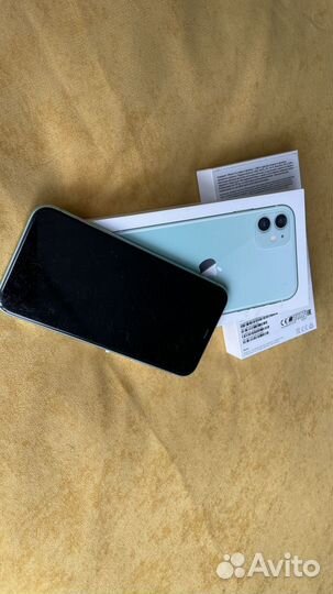 iPhone 11, 64 ГБ