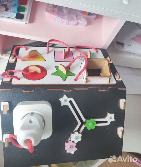 Бизиборд домик