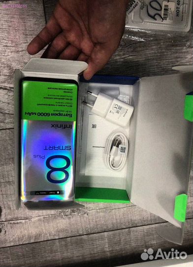 Infinix Smart 8 Plus, 4/64 ГБ