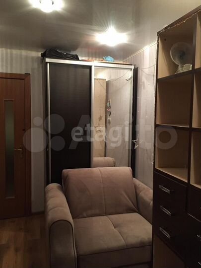 2-к. квартира, 43 м², 1/9 эт.