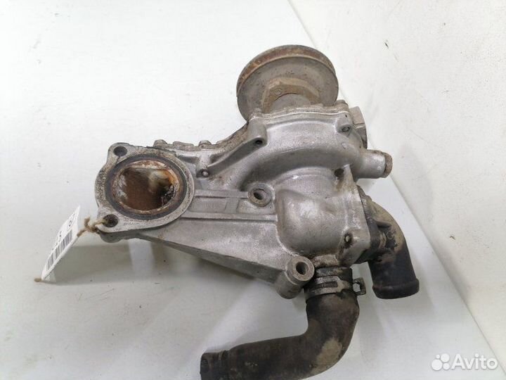 Насос водяной (помпа ) Audi A4 B5 passat B5 1.8