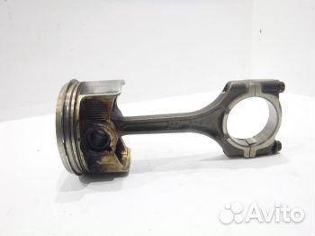 Поршень с шатуном Хонда