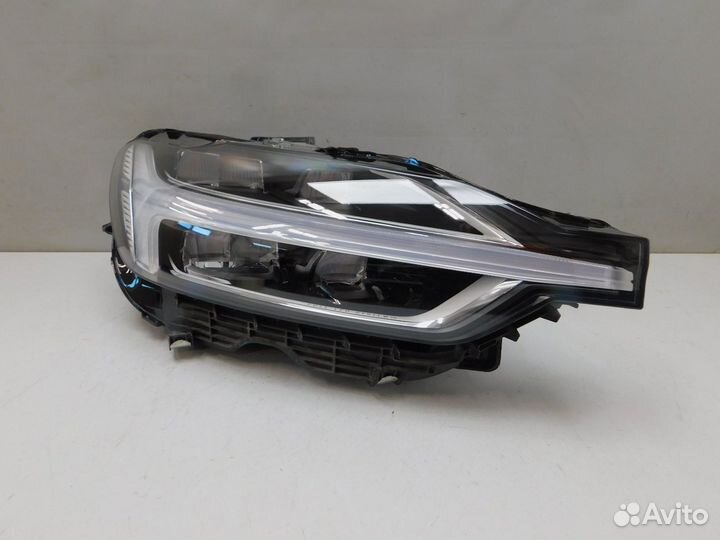 Фара правая Volvo XC60
