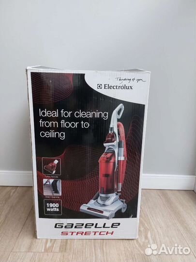 Пылесос циклонный вертикальный серебристо-красный