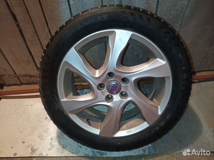 Nokian Tyres Nordman SZ 225/50 R17 98W