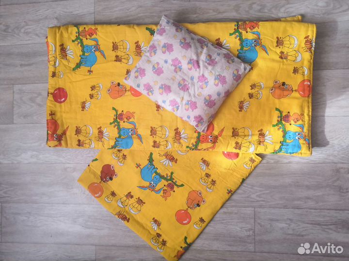 Одеяло детское, простынь и подушка для малыша