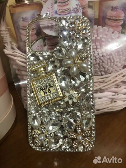 Чехол на iPhone 15