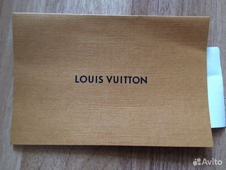Чек от Луи Виттон Louis Vuitton