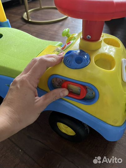 Машинка детская музыкальная