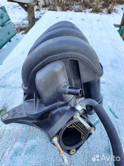 Впускной колектор на понтиак вайп дв 1zz в отлично