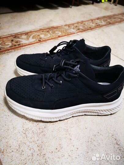 Ботинки школьные для мальчика 37р