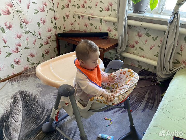 Стульчик для кормления
