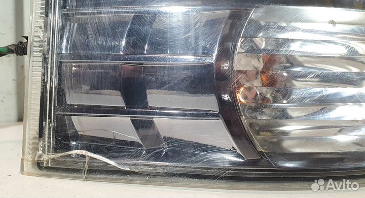 Фонарь задний левый Mitsubishi Outlander XL