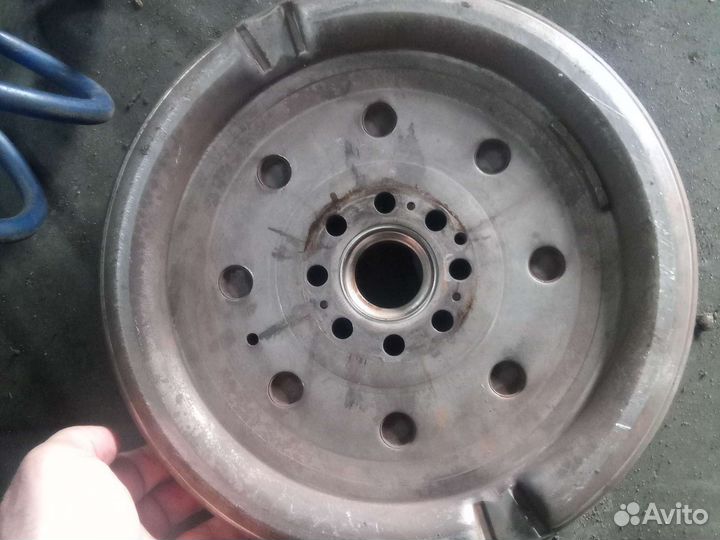 Двухмассовый маховик passat б6