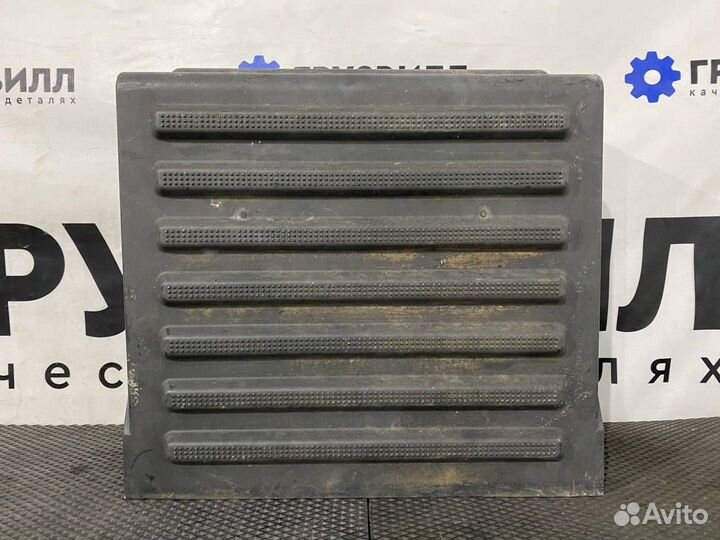 Крышка аккумулятора Volvo FH13 20507252