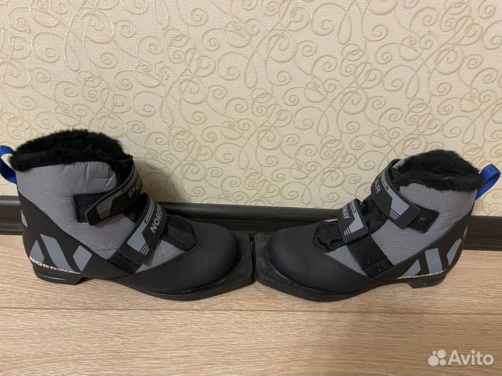 Лыжные ботинки детские 35