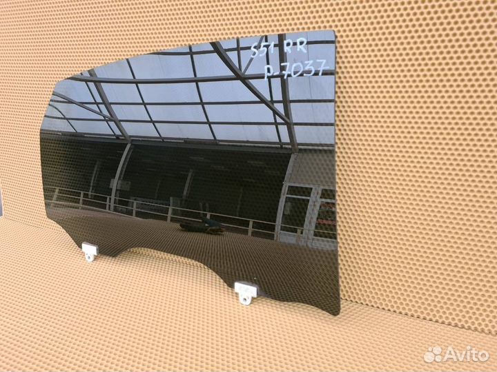 Стекло двери заднее правое Infiniti Fx Qx70 S51