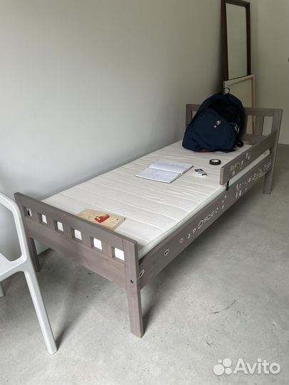 Детская кровать IKEA с матрасом 160/70