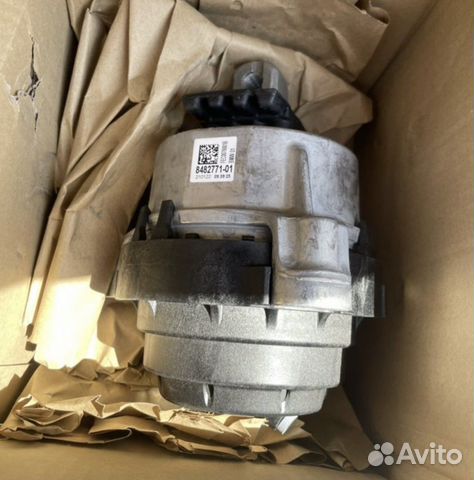 Новая подушка двигателя BMW g30 B47 - правая