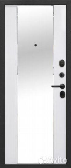 Дверь входная с зеркалом