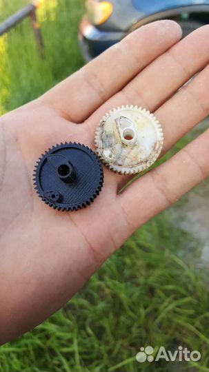 Шестерня замка крышки багажника Polo, Fabia, Rapid