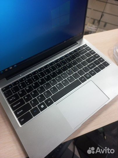 Ноутбук 14 дюймов 1920*1080 с SSD для офиса кино и