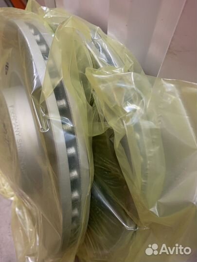 Диски тормозные передние Porsche Macan