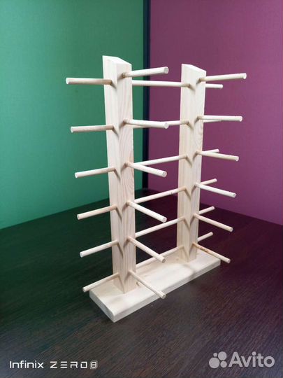 Подставки для очков из дерева