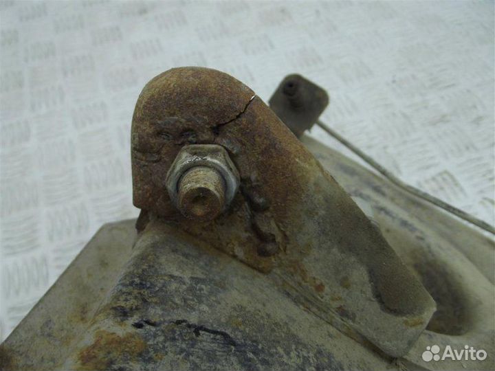 Рычаг задний нижний правый Peugeot 607 2.2 10LJ02