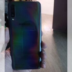 Samsung Galaxy A50, 4/64 ГБ