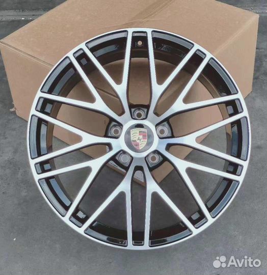 Кованые диски R22