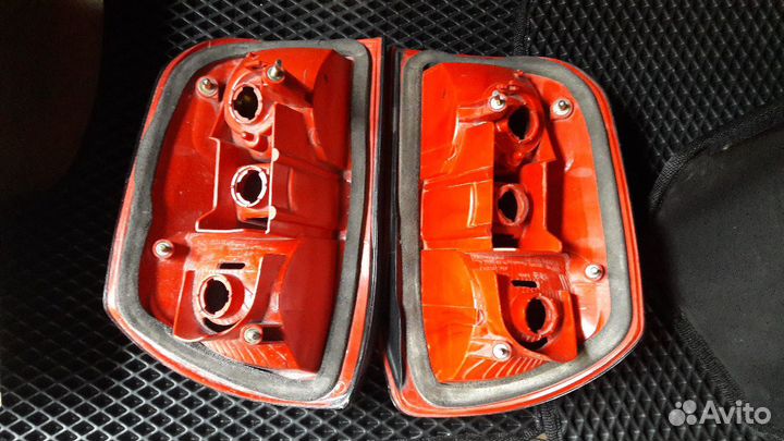 Задние фонари для Toyota RAV 4 Оригинальные Цена з