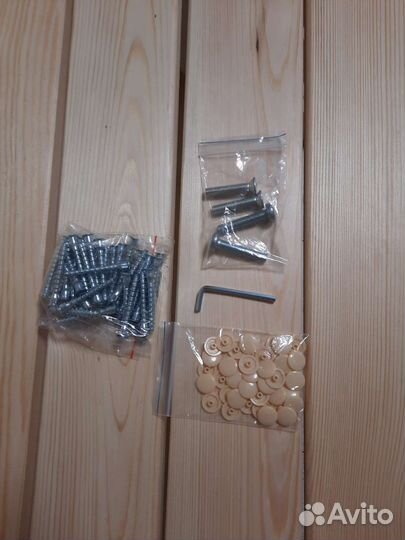 Стол со скамейками