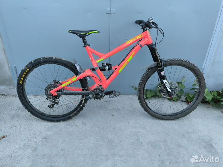 Велосипед эндуро gt sanction