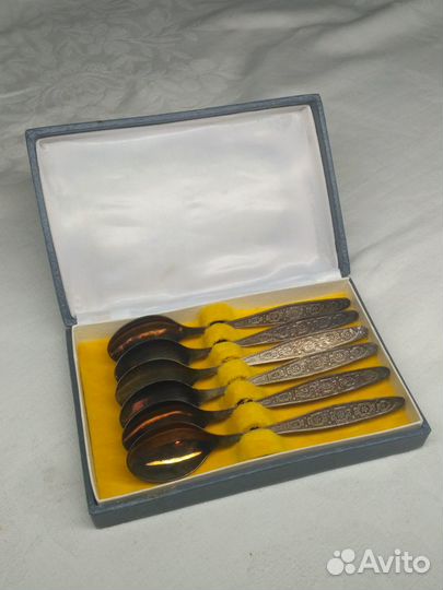 Мильхировые столовые приборы 