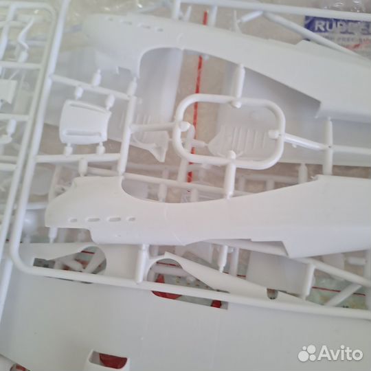 Модель самолета Як-1