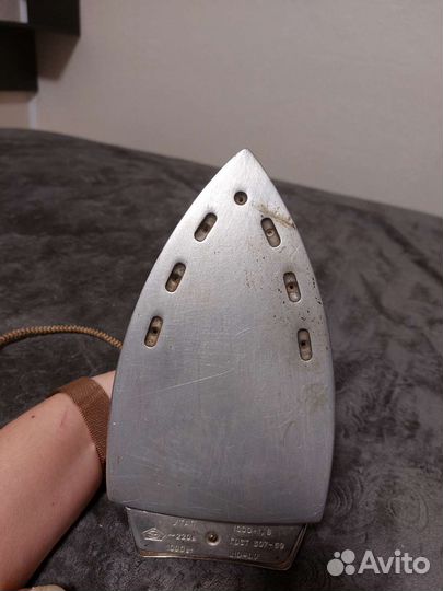 Утюг бу СССР с отпаривателем