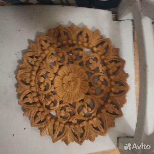 Панно из дерева тик