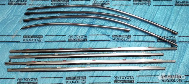 Молдинг стекла двери Lexus Rx (3) 2009-2015