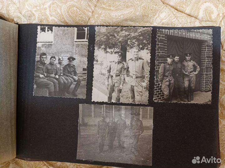 Старинный фотоальбом военный