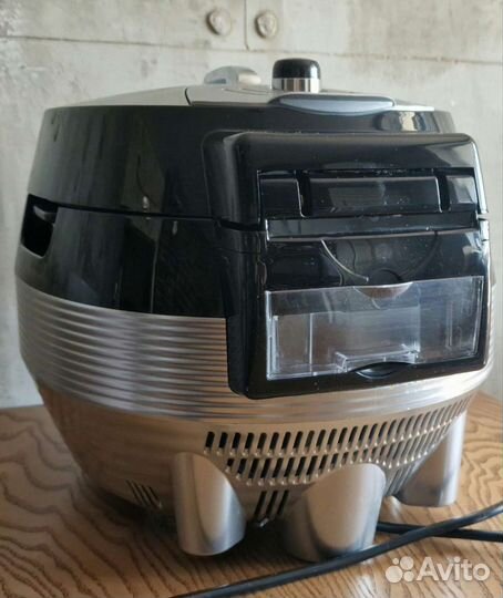 Мультиварка bork u803