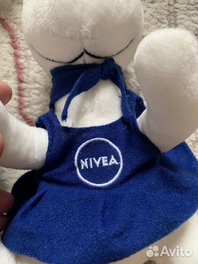 Мягкая игрушка зайчик nivea