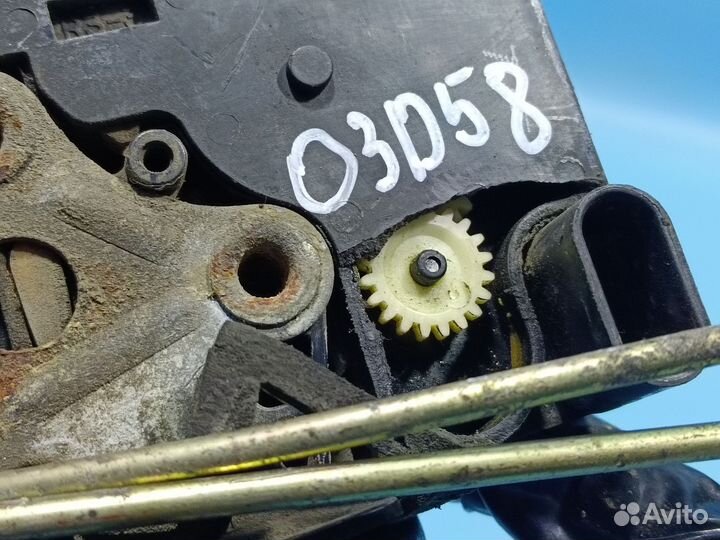 Замок двери передний правый для Chevrolet Lanos