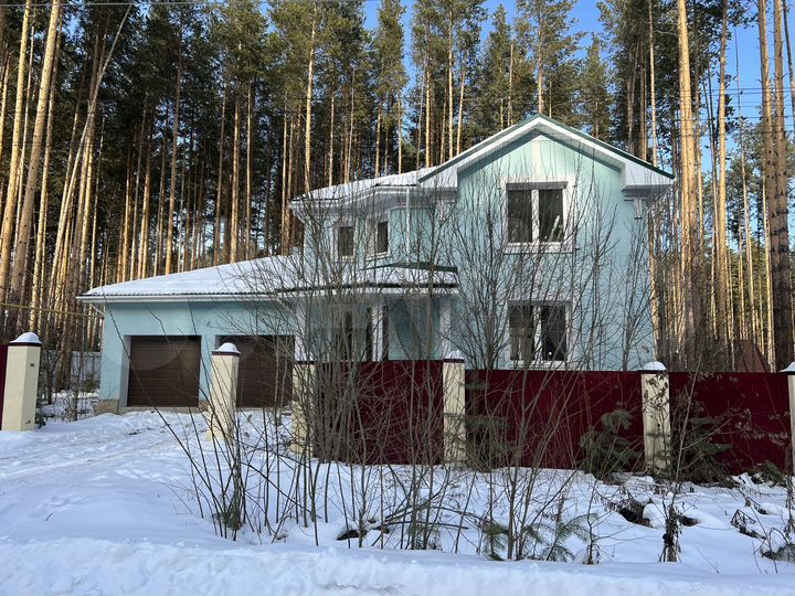 Дом 232 м² на участке 15 сот.