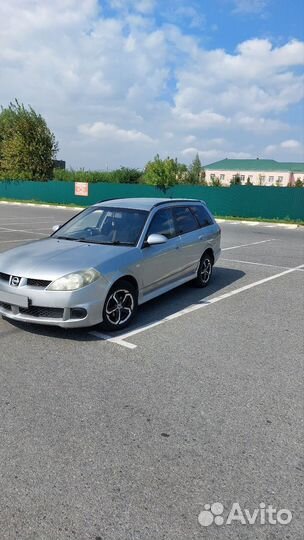 Nissan Wingroad, 2002