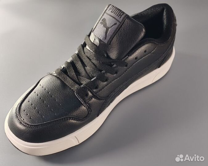 Кроссовки новые