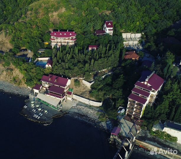 Отель на берегу моря с сауной и мангальной