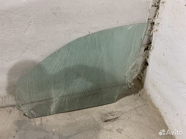 Стекло переднее правое jaguar s-type